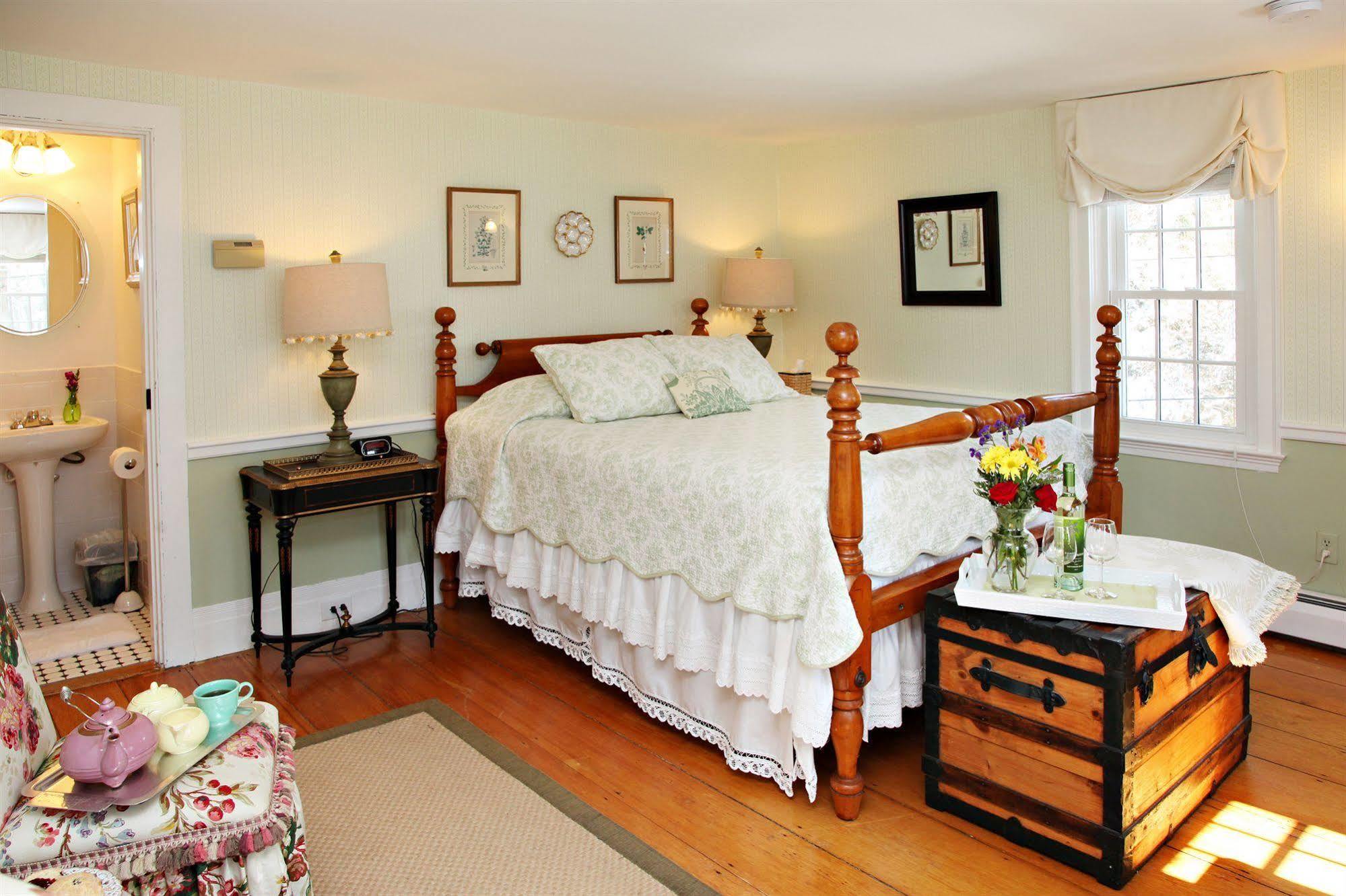 The Inn At Yarmouth Port (Adults Only) Экстерьер фото