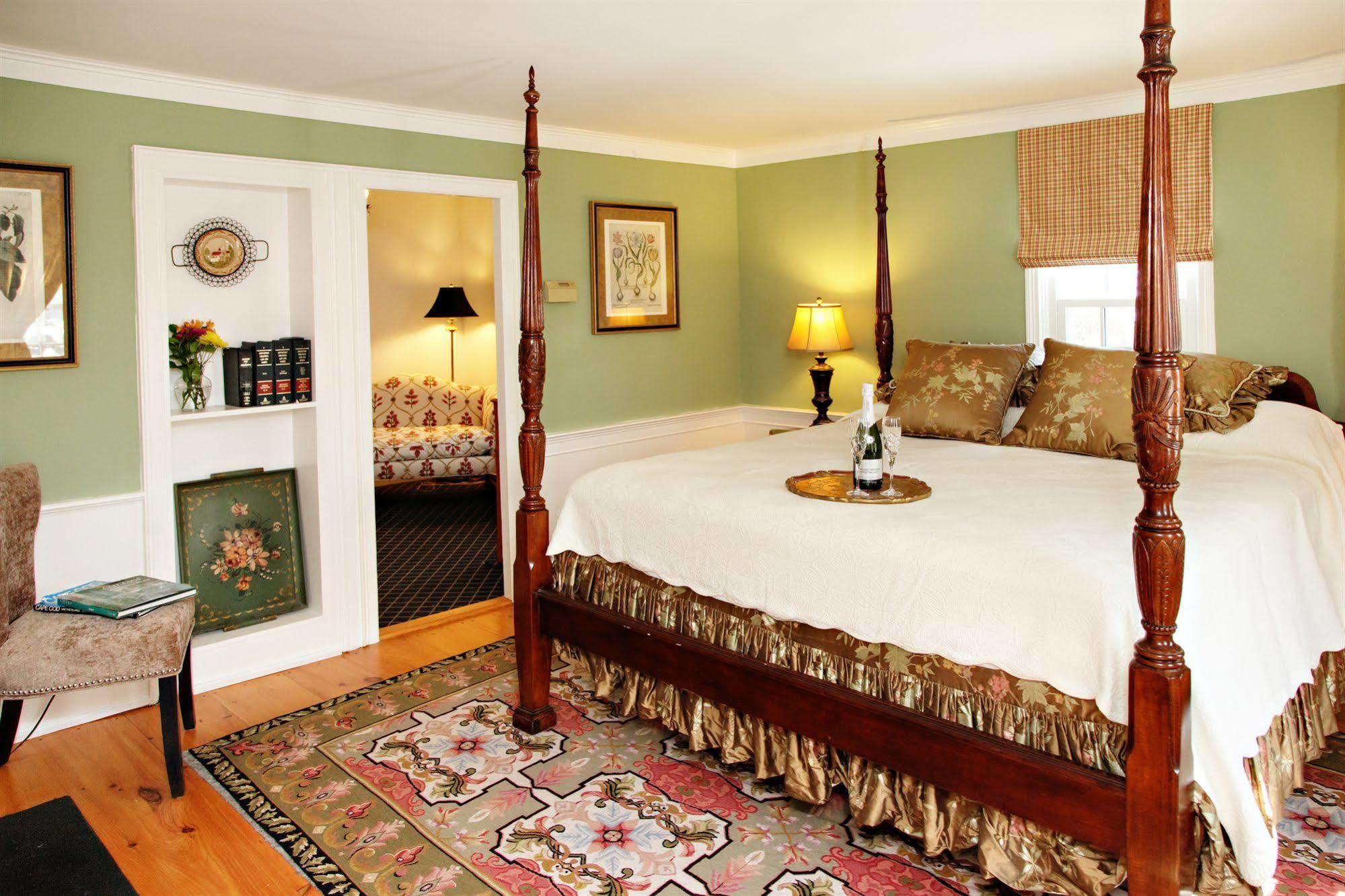 The Inn At Yarmouth Port (Adults Only) Экстерьер фото